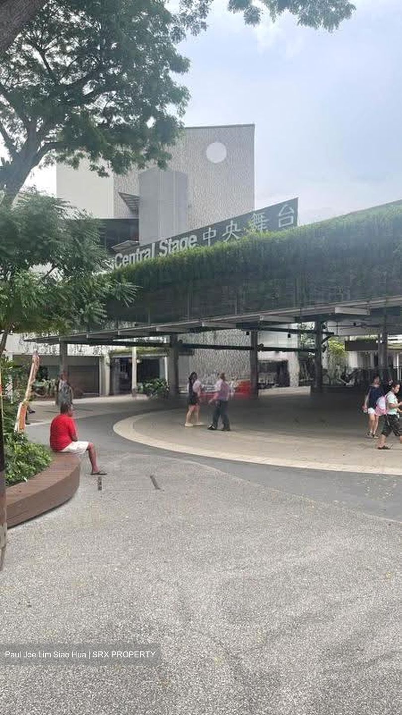 Ang Mo Kio Avenue 8 (D20), Shop House #624607511